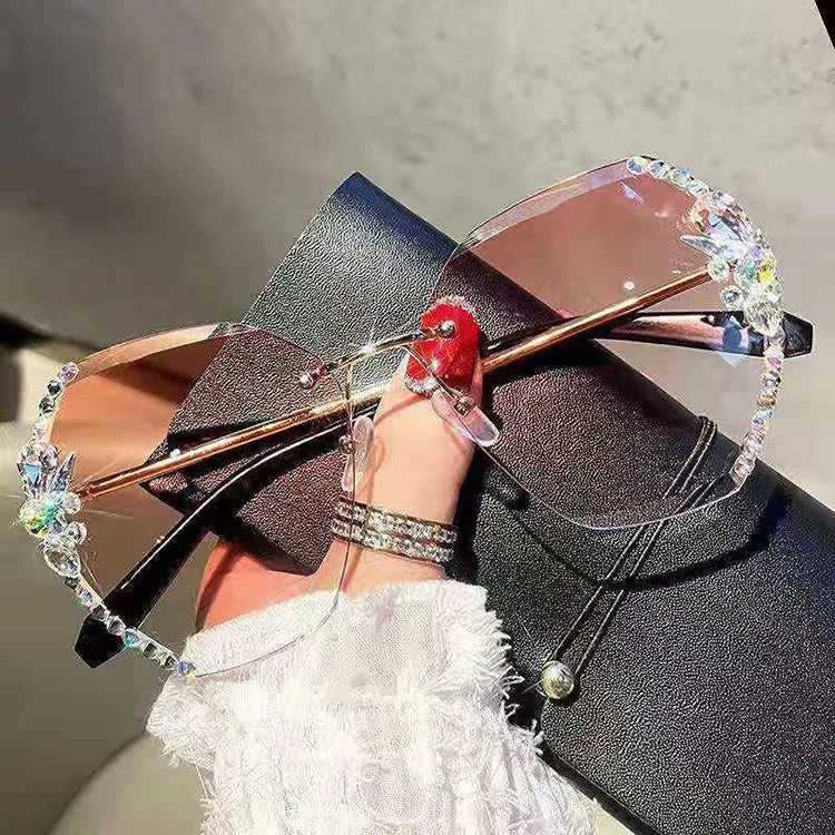2025 Fashion Rimless Rhinestone Sunglasses Women Men Brand Design Retro Glasses Designer Lens Gradient Sun Glasses Female