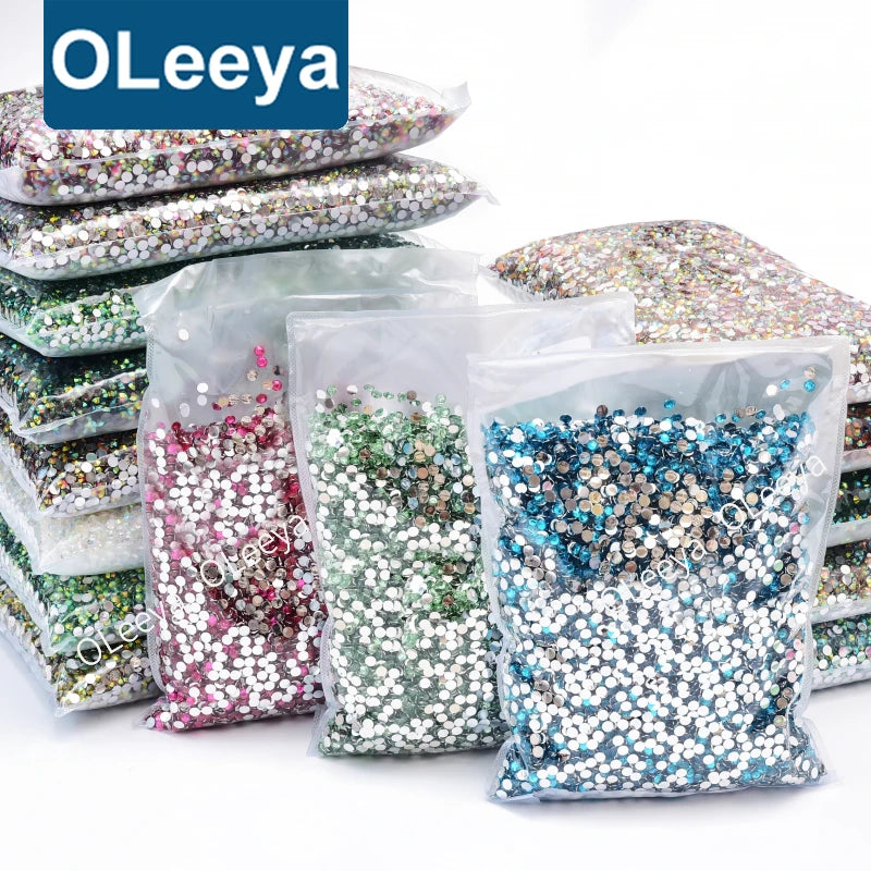 Oleeya Factory Bulk Packing 2mm 4mm Dazzling Colors Sliver Bottom Resin Stones Non Hotfix Resin Rhinestones for Craft DIY.