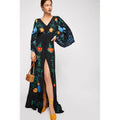 New Muslim Dresses Bohemian Beach Dress Flower Embroidered V-Neck Embroidered Dresses