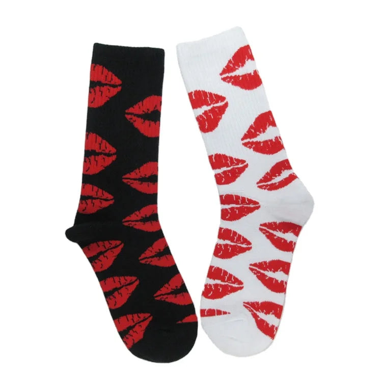 2021 Men's Fashion Cool Street Crew Cotton Socks American European Style Long Tube with Custom Letter Print for Spring Yiwu