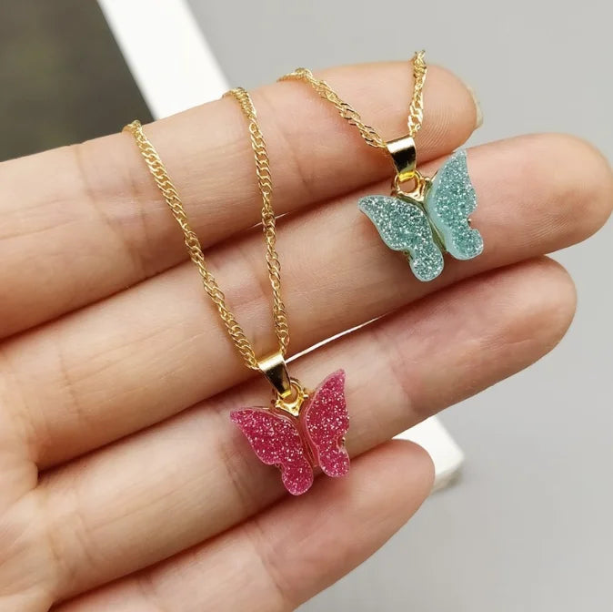 Color Acrylic Butterfly Fluorescent Simple Gold Necklace Alloy Wholesale