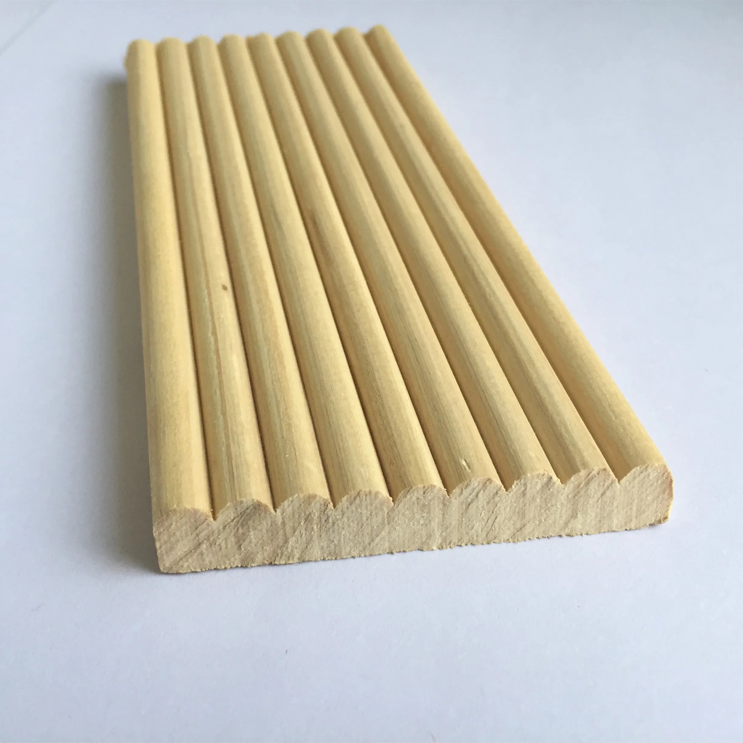 Customized Hot Sale Wood Grains Solid Whole Sale Wooden Architrave Door Frame Painted Wooden Moldings Wall Trim