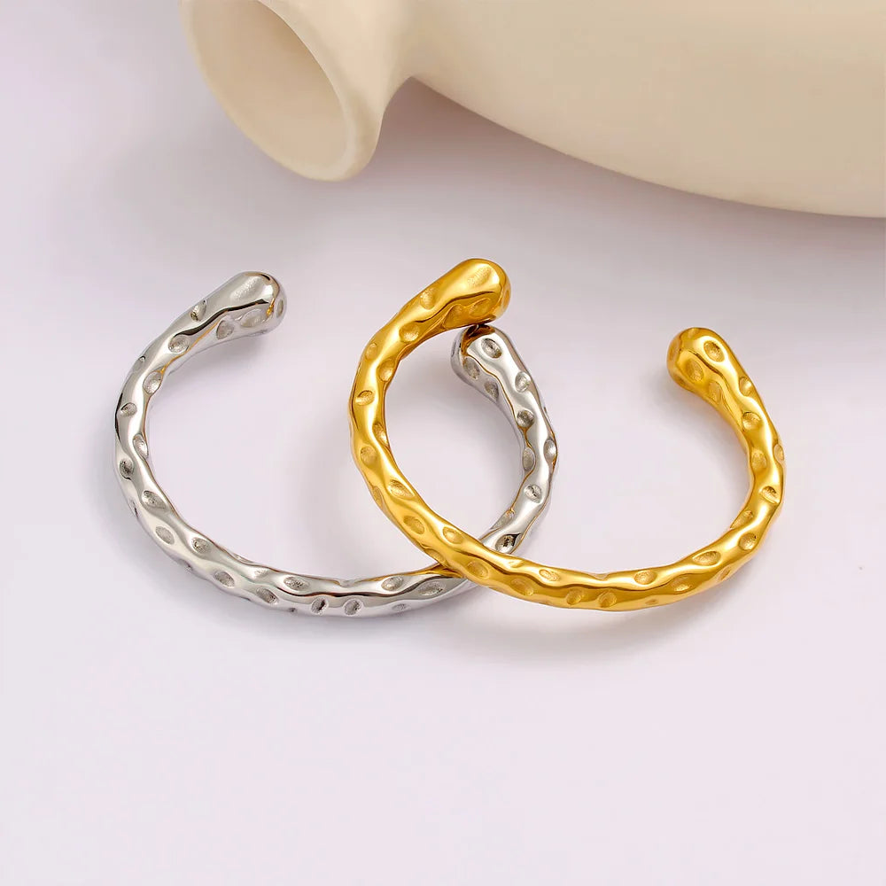 Hammer Pattern Lava Surface Texture Titanium Steel Jewelry 18k Gold-plated Stainless Steel Waterproof Open Bracelet for Women