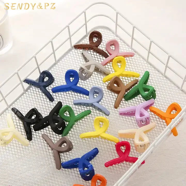 Ins Hot Selling Women Plastic Matte Hair Claws Simple Small Cross Frosted Claw Hair Clips for Girls
