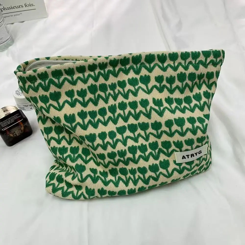 Retro Corduroy Makeup Bag Flower Jacquard Easy to Carry on Travel Hand in Hand Storage Bag Toiletry Bag