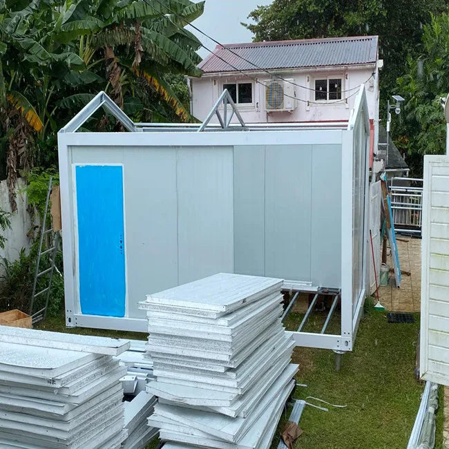 prefab 20FT 40FT Pitched Triangle Roof Steel frame Structure Mobile homes Tiny steel frame Container House Casa Contenedor