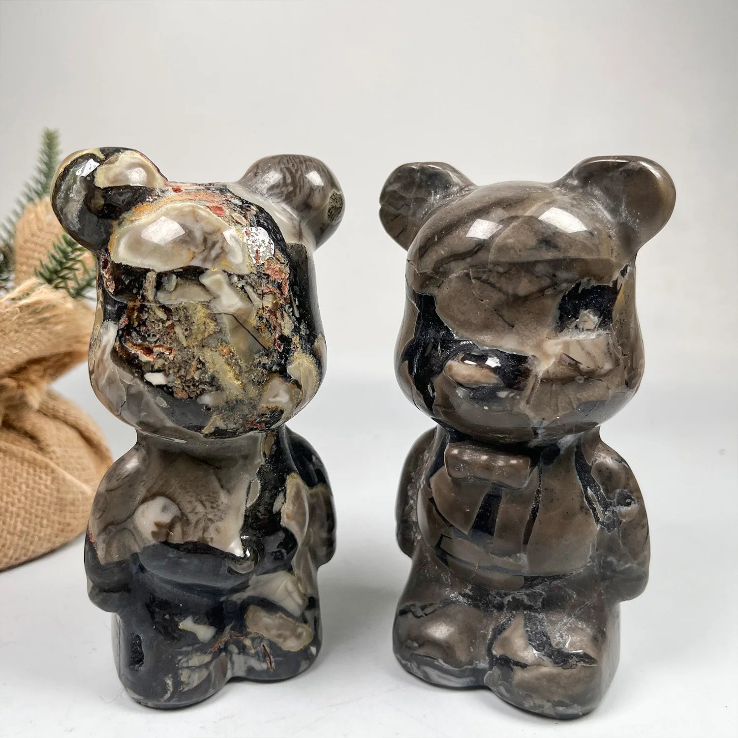 Discount Offer Wholesale Crystal Carving Volcano Agate Gloomy Bear Hand Carved Crystal Gloomy Bear