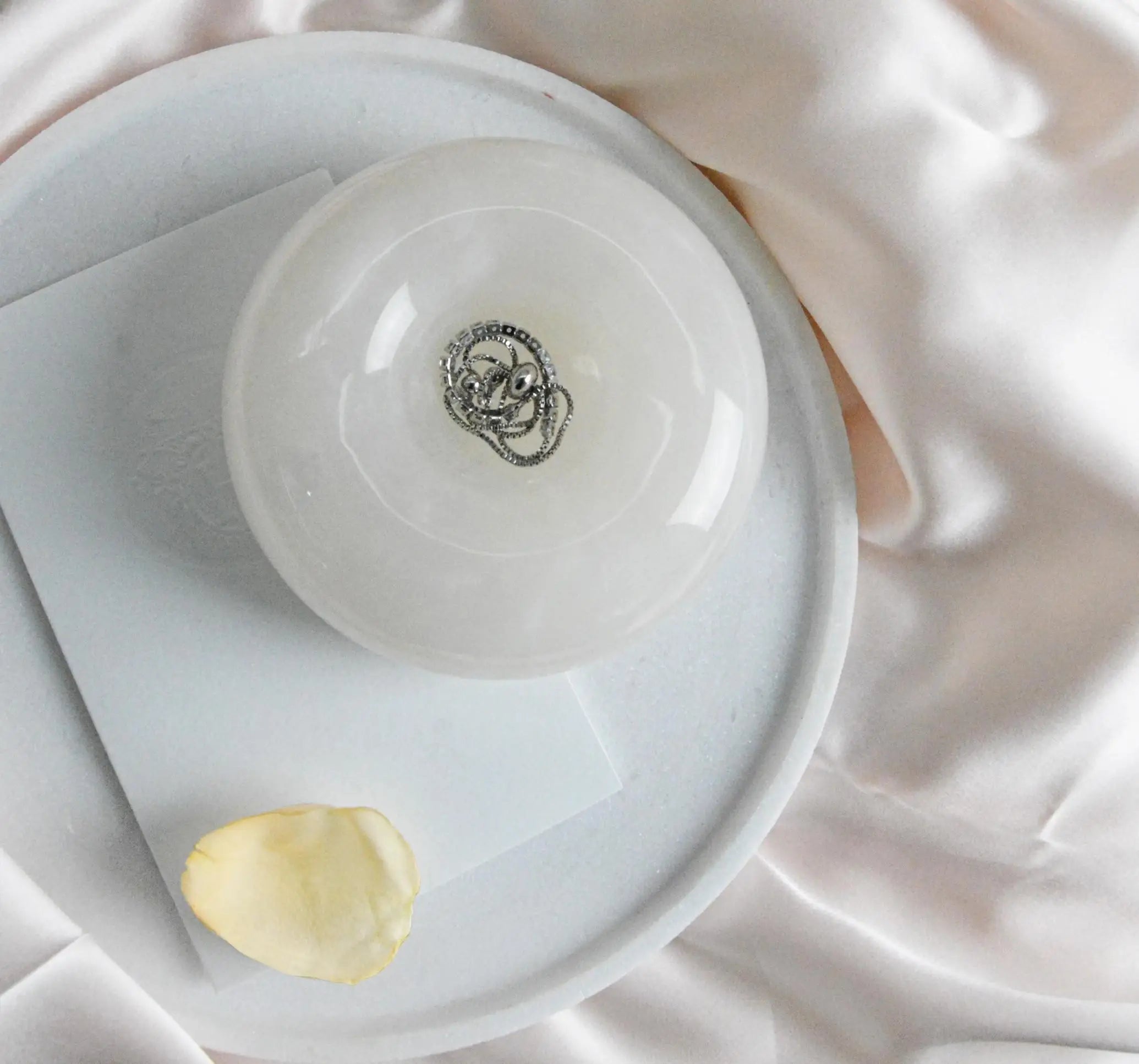 YUSHI Creative Donut Shape Design Natural White Onyx Stone Jewelry Storage Box Marble Bowl for Home Decoration Items