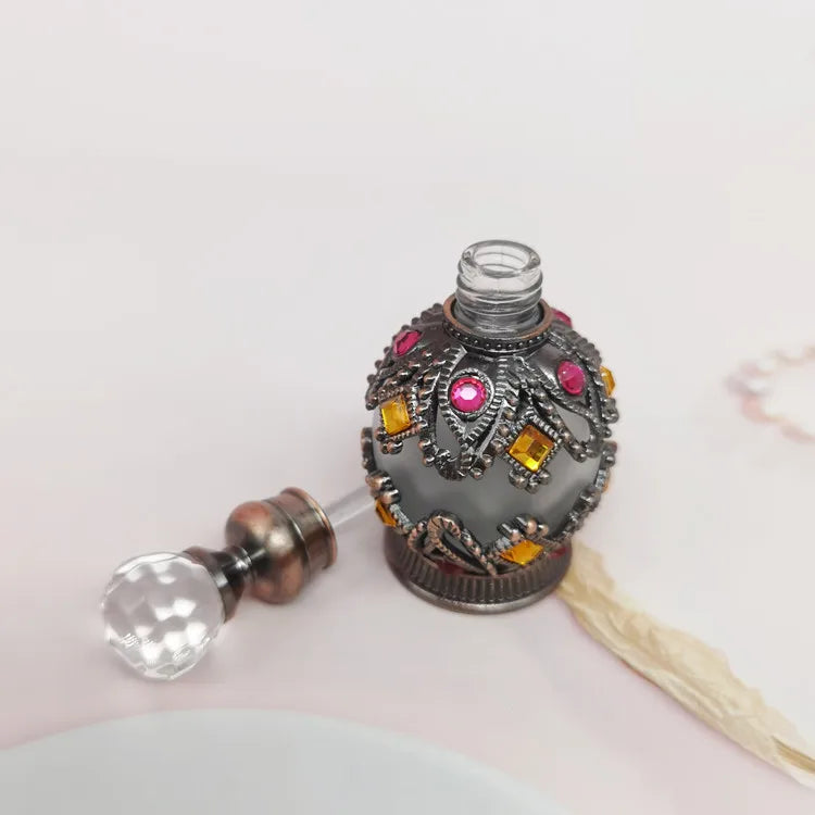 15ml Black Refillable Fancy Attar Round Arabian Egypt Perfume Fragrance Bottle Oil Perfume Bottles Dubai Perfume Glass Bottle