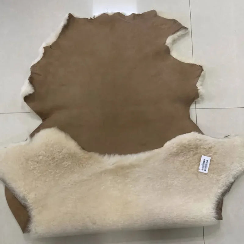 Sample Support China Wholesale Sheepskin Hides Animal Fur Raw Fabric Sheepskin Rug Genuine Carpet Blanket