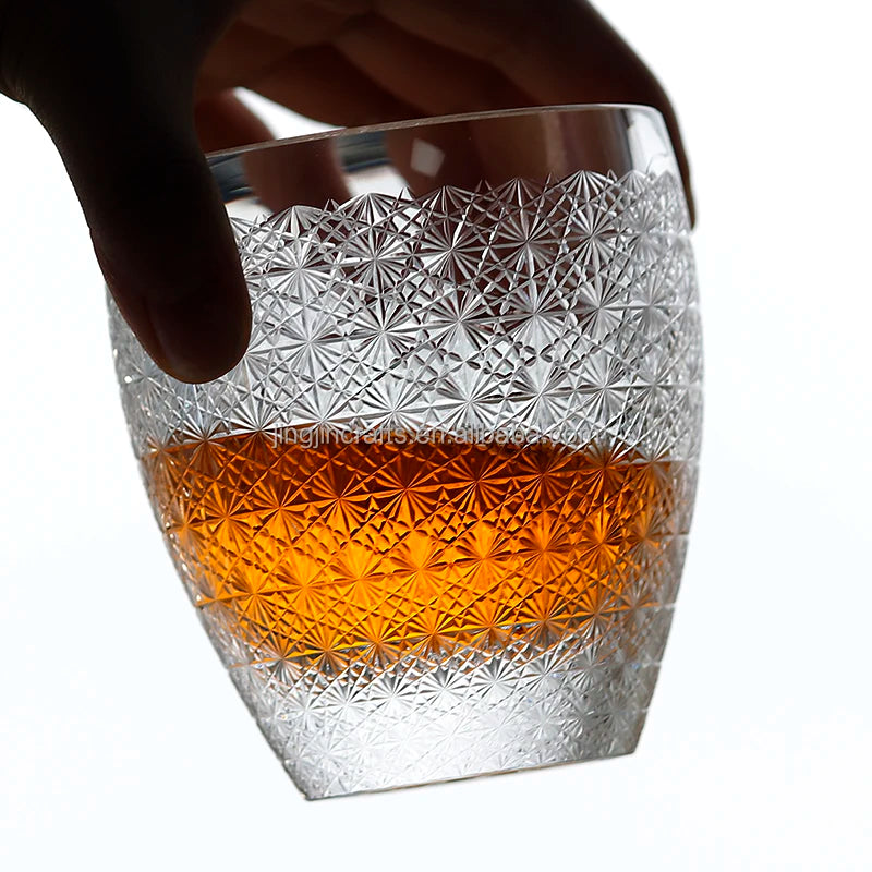 Japanese Chrysanthemum Design Whiskey Glass 8.5 oz Barrel Shape K9 Crystal Glass Engraved Whiskey Tumbler Gift for Wedding Hotel