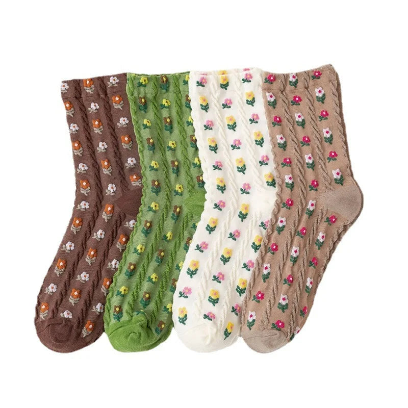 Jingwen OEM JK Lolita Wholesale Small Floral Breathable Women Socks for Girls
