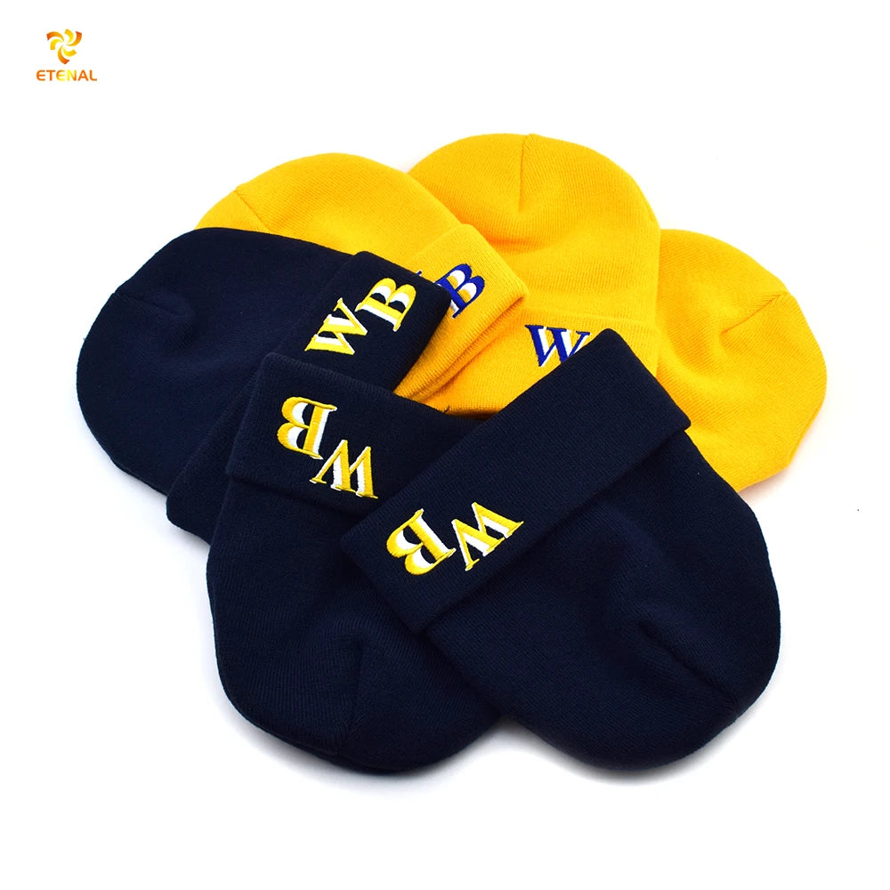 Unisex Custom Logo Winter Knitted Warm Acrylic Beanie Hats with Camouflage 3D Embroidery Dot & Bow Patterns for Business Beach