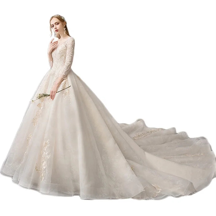 2023 New Bride Dream Trailing Wedding Gown Sendepartment Simple Champagne Long-Sleeved Dress French Elegant Wedding Dress