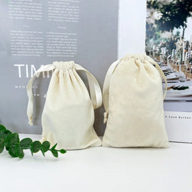 Custom Dust Medium Gift Beige Drawstring Jewellery Pouch Velvet 13x18 Thick Velvet Tarot Card Storage Bag