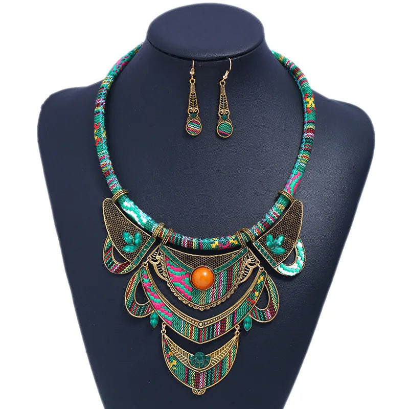 Popular Retro Ethnic Tribal Jewelry Woman Necklace Earring Set Colorful New Design Necklace