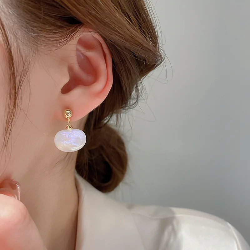 2022 New Design Zircon Crystal CZ Vintage Earrings Gold Plated Mermaid Pearl Earrings Shiny Stone Temperament Earrings for Women
