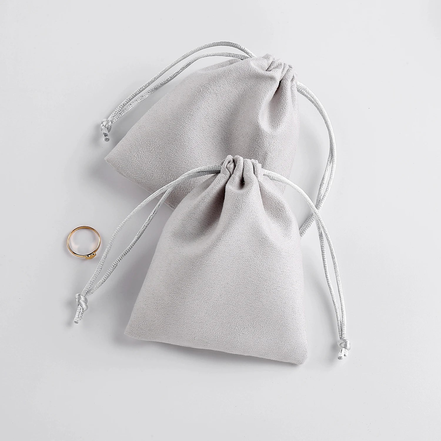 Wholesale Small Velvet Drawstring Bags for Jewelry Custom Logo Printed Grey Velvet Pouch Jewelry Packaging Bags
