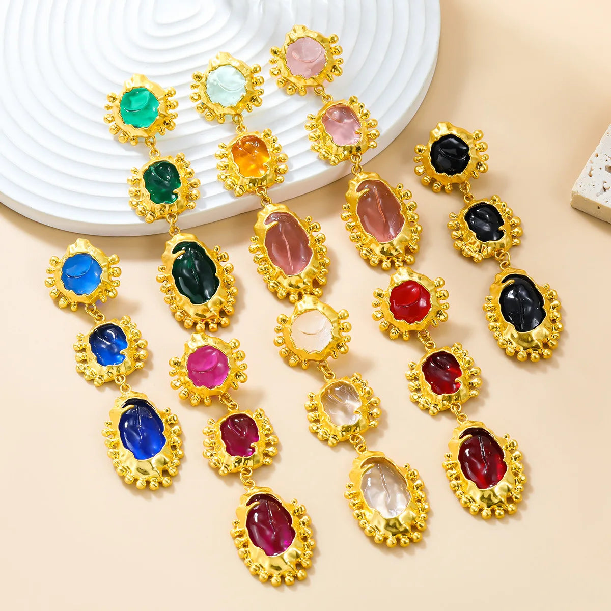 2024 New Arrival Fashion Jewelry Exaggerated Alloy Earrings for Women's Multi-layer Geometric Resin Bohemian Gold Drop Earrings