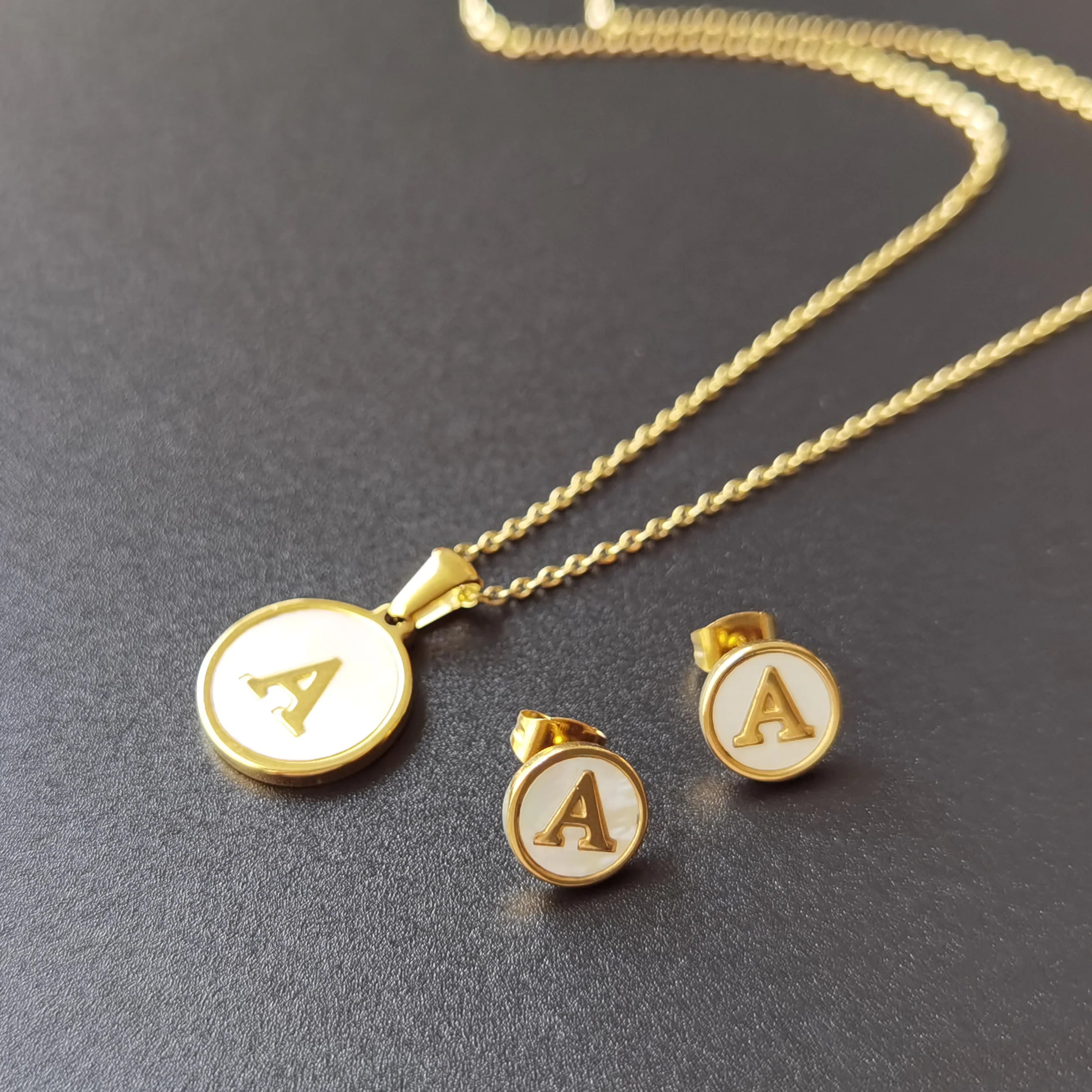 Initial Letter Jewelry Set Necklace Earring White Fritillaria Shell Jewelry Set Gold Plated Stainless Steel Fashion