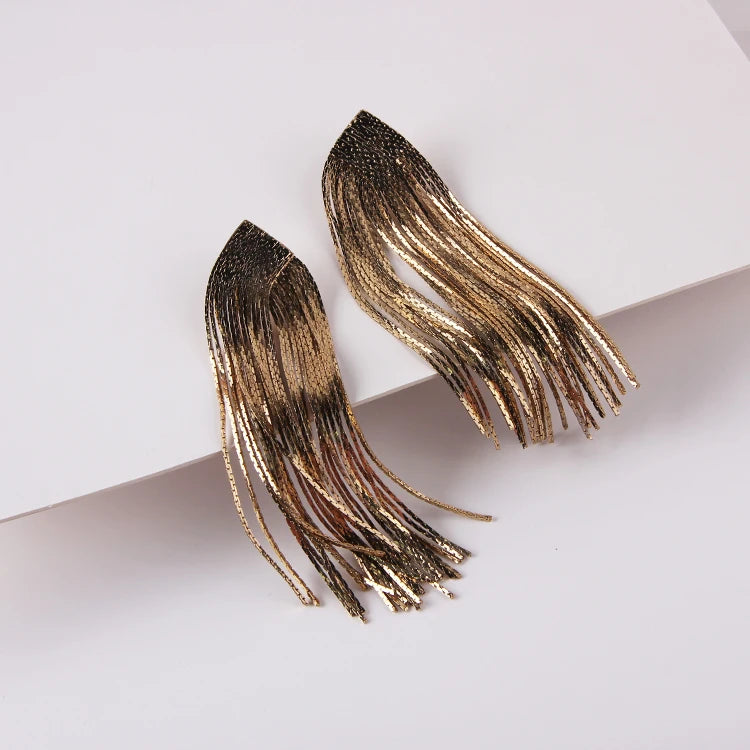 Retro and Fashionable Brass Gold-plated Earrings Long-stream Bohemian Long Chain Pendant Earrings
