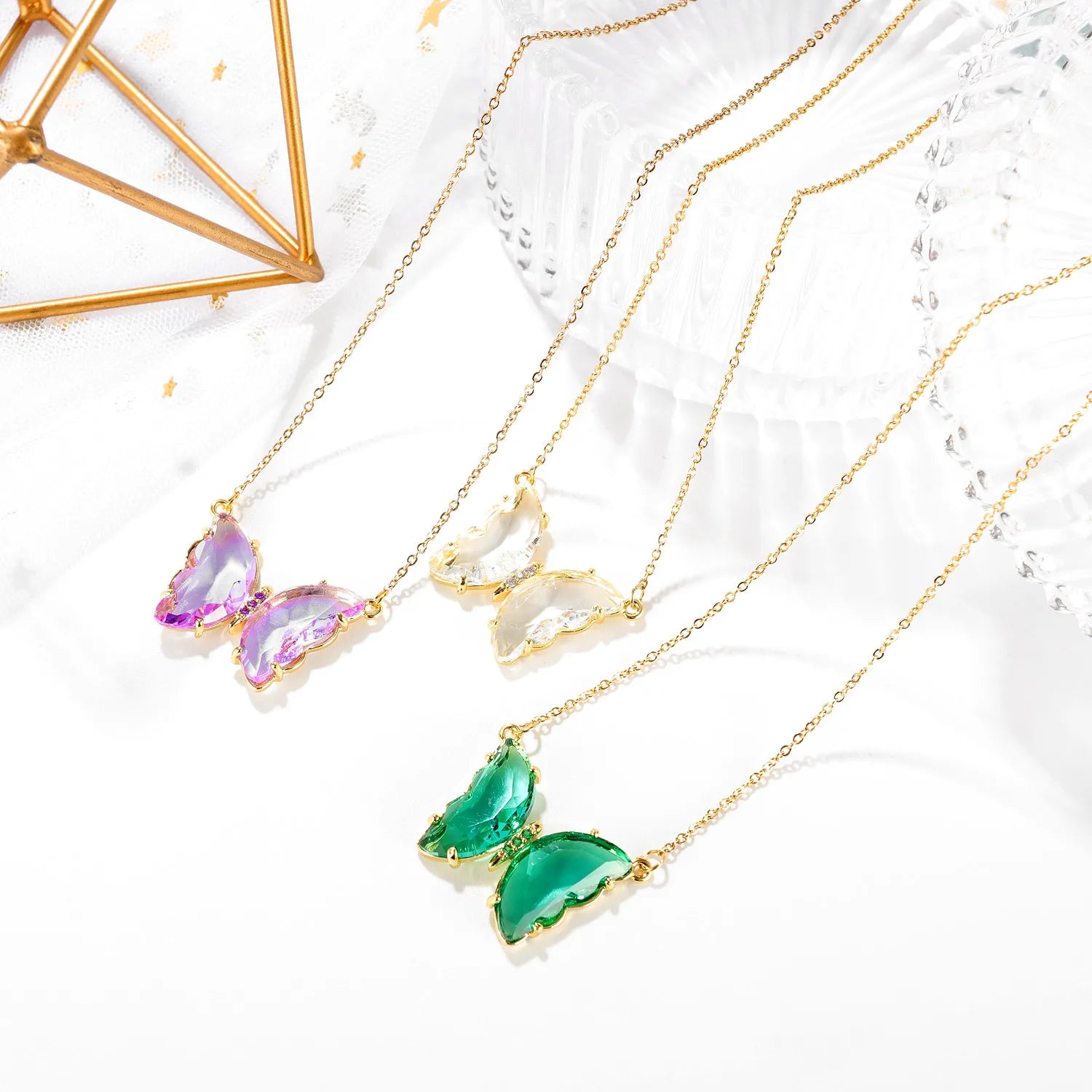 OYA Fashion Jewelry 2022 Butterfly Necklace Pendant Charms Butterfly Necklace Chain Choker for Women Crystal Butterfly Necklace
