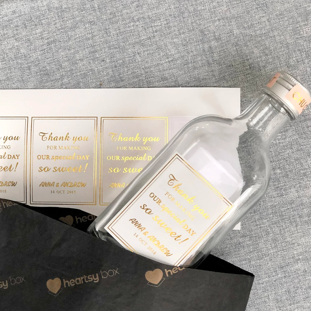 Waterproof Durable White Vinyl PVC Self-Adhesive Die Cut Stickers Custom Luxury Gold Foil Logo Packing Label