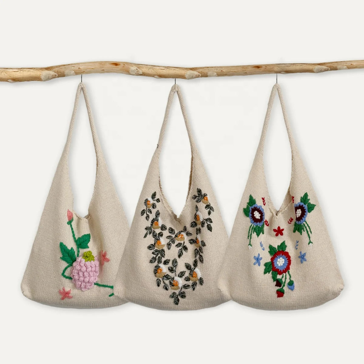 2024 New Design Women's Crochet Wool Tote Bags Handmade Flowers Embroidered One Shoulder Open Closure Wholesale for Summer