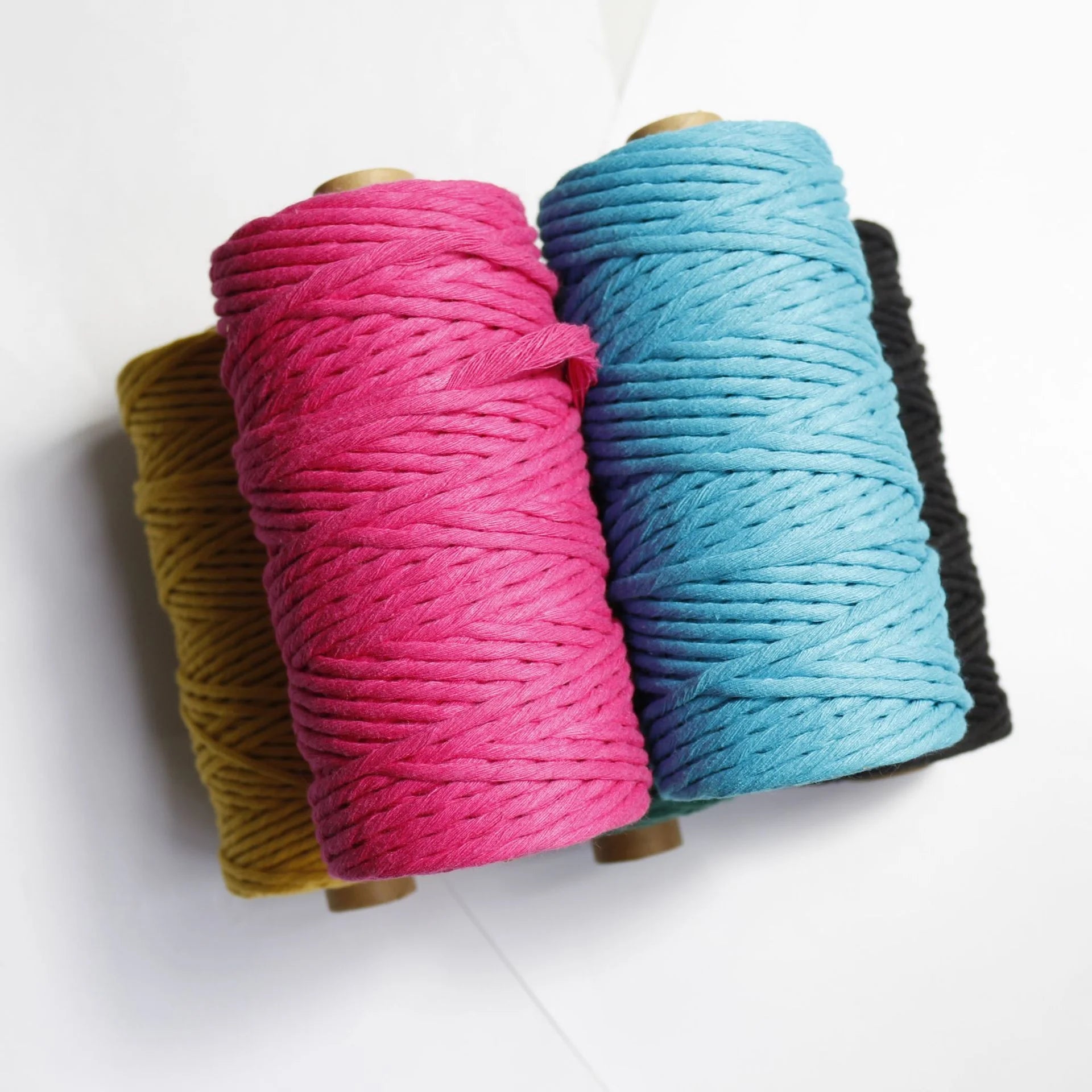 Wholesale 3mm Single Strand Macrame Cord Colored Macrame Cotton Rope Macrame Yarn Colorful Cotton Craft Cord