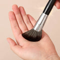 Luxury Contour Brush Makeup Tools Powder Brush Makeup Brush Set Solid Wood Handle Factory Support Customization