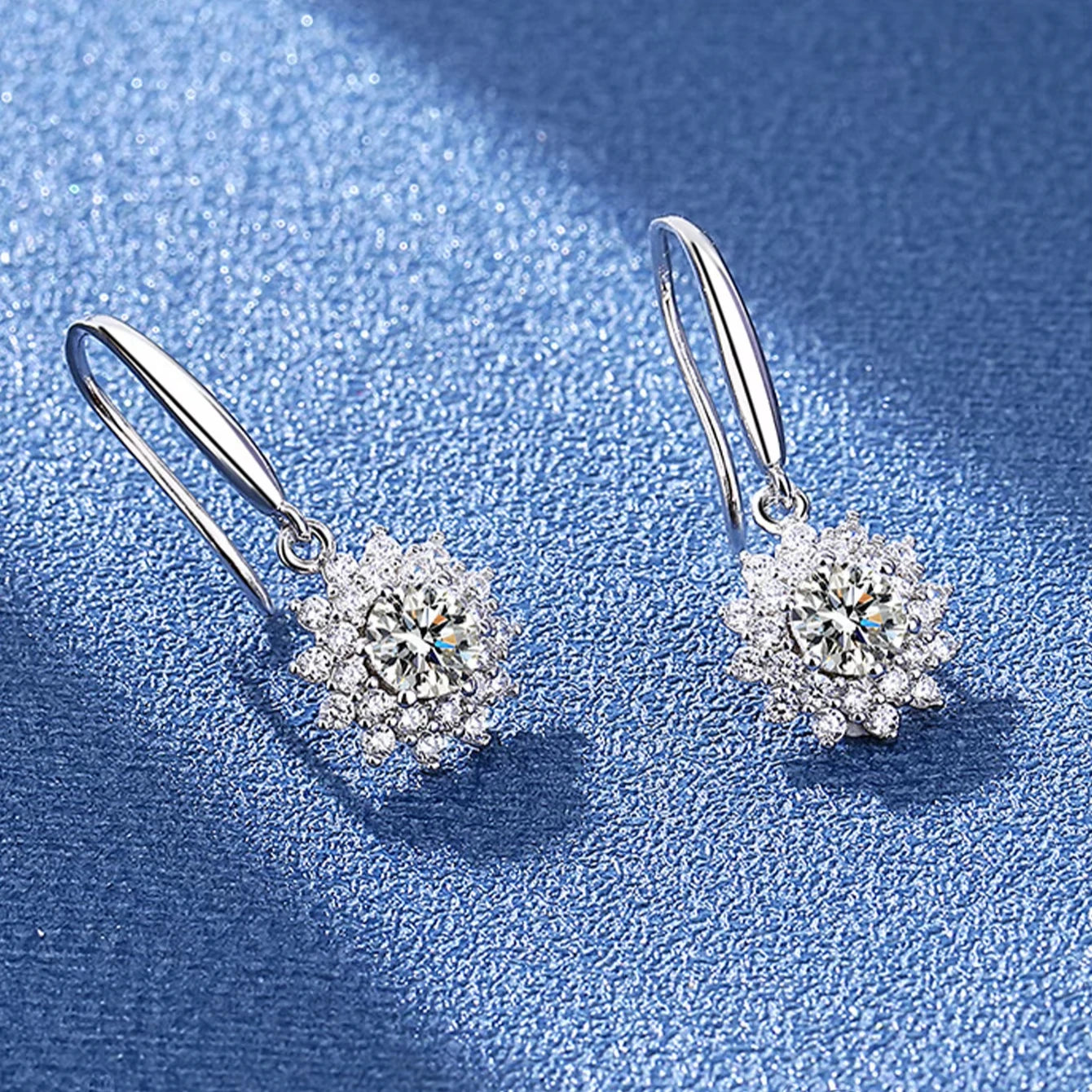 Luxurious 925 Sterling Silver White Gold Plated Moissanite Sunflower Dangle Earrings Wedding Jewelry
