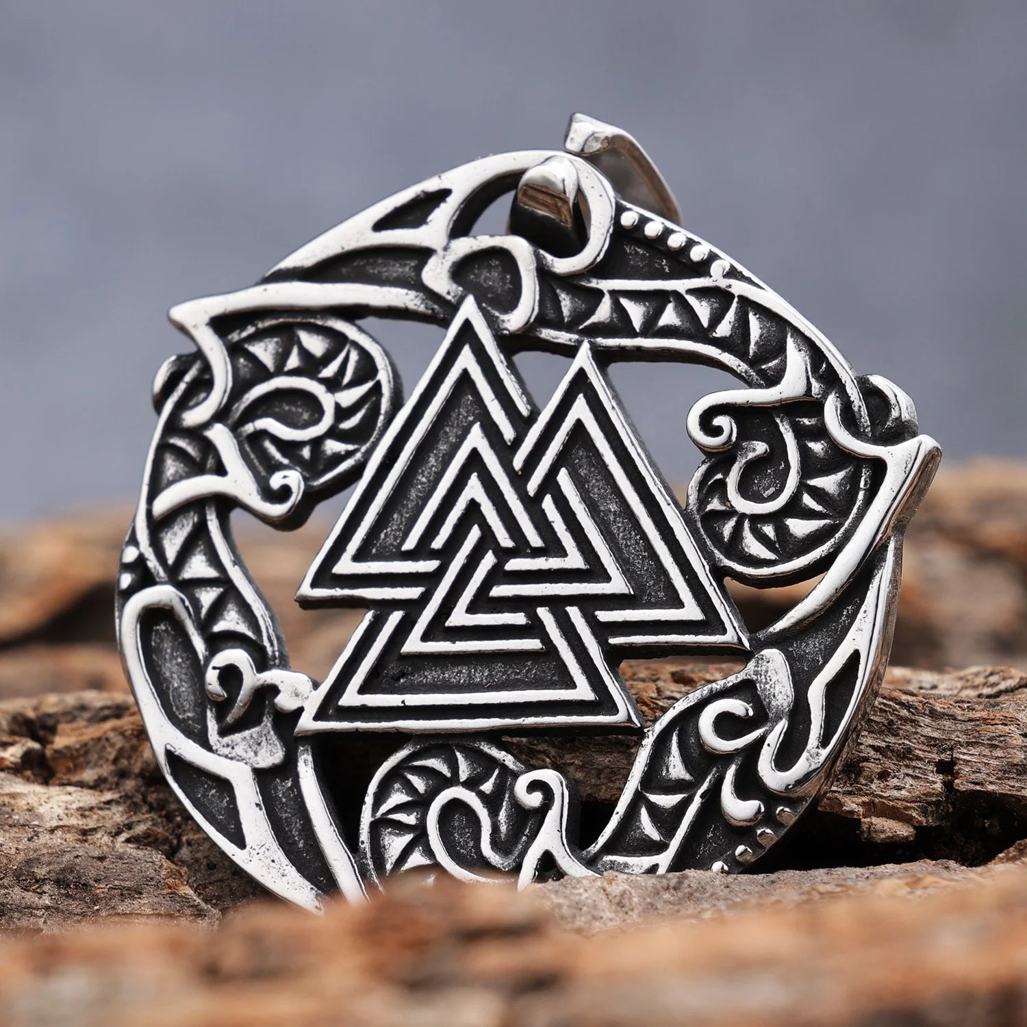 Custom Stainless Steel Norse Viking Jewelry Antique Valknut Triangle Odin Viking Pagan Symbol Pendants Necklace