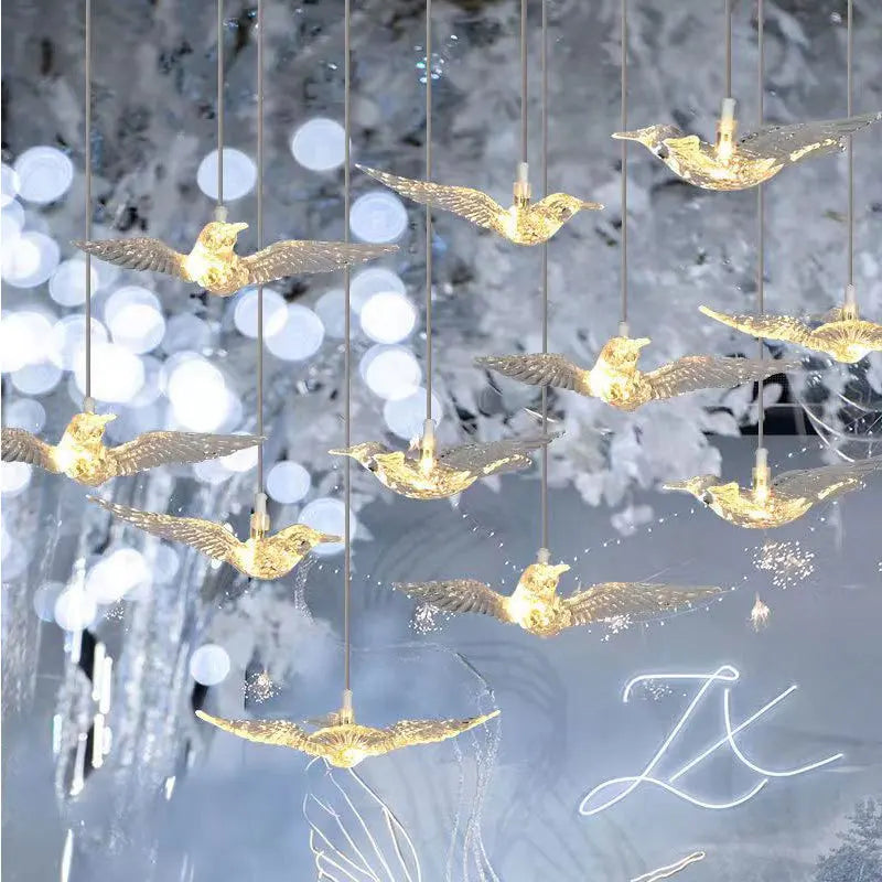 New 10-Light Transparent Crystal Acrylic LED High Transparency Modern Hummingbird Luminous Birds White/Yellow Wedding Decoration
