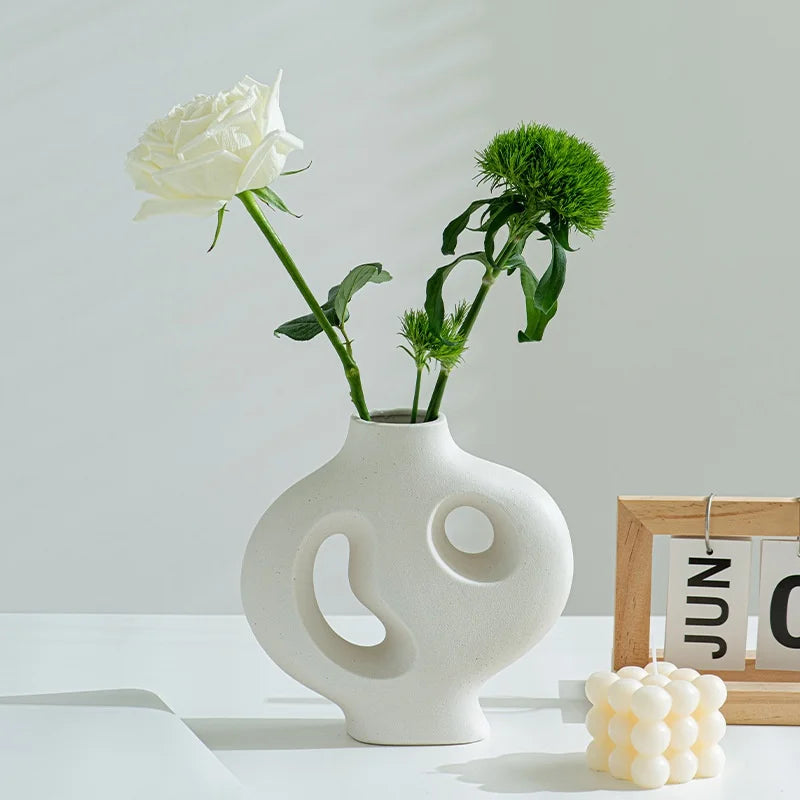 Nordic Ins Ceramic White Tabletop Vase Luxury Living Room Ornament Quick Delivery Direct From Manufacturer