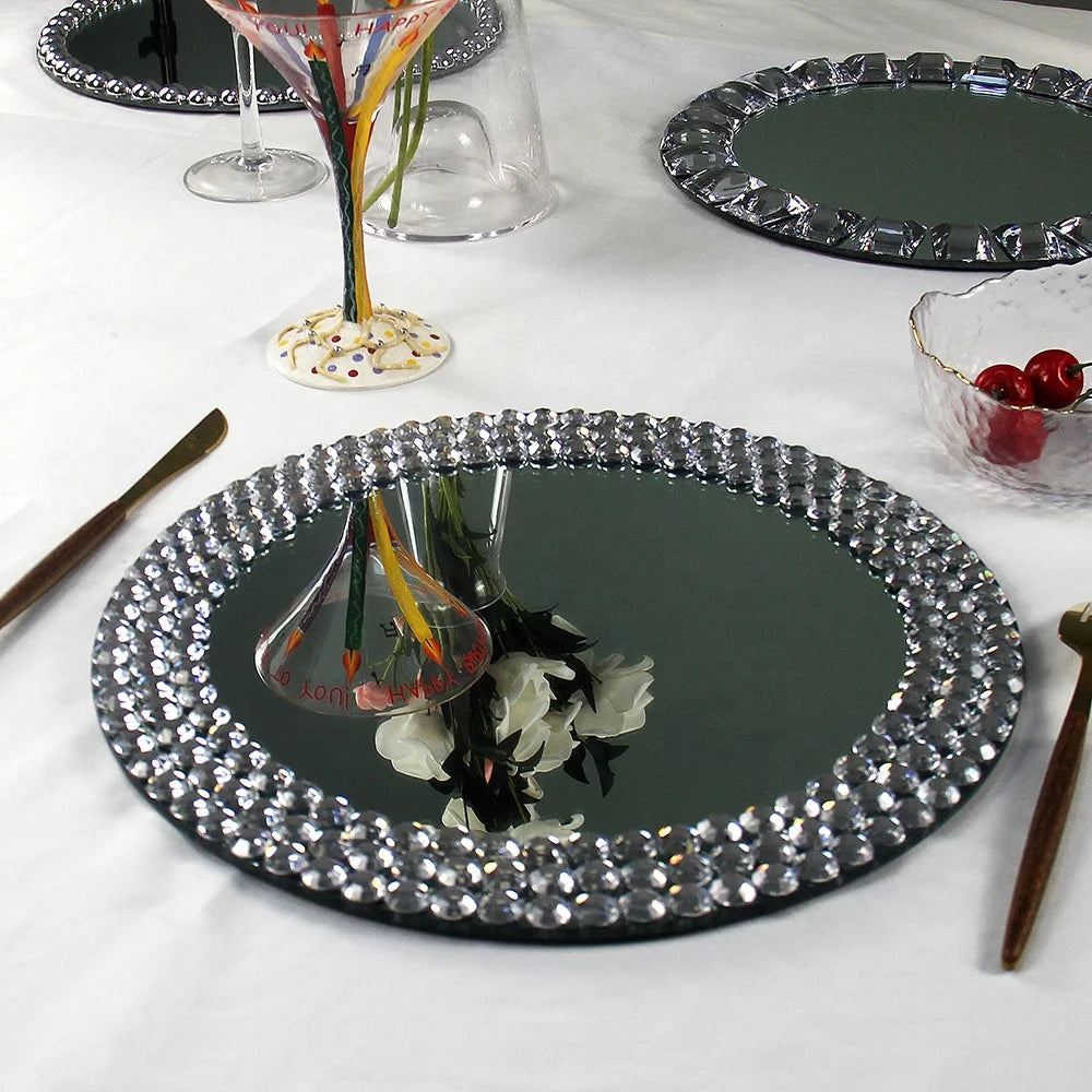 Wholesale Elegant Round Mirror Surface Crystal Glass Chargers Plate with Three Beads Diamond Rim for Wedding Event Dinnerware