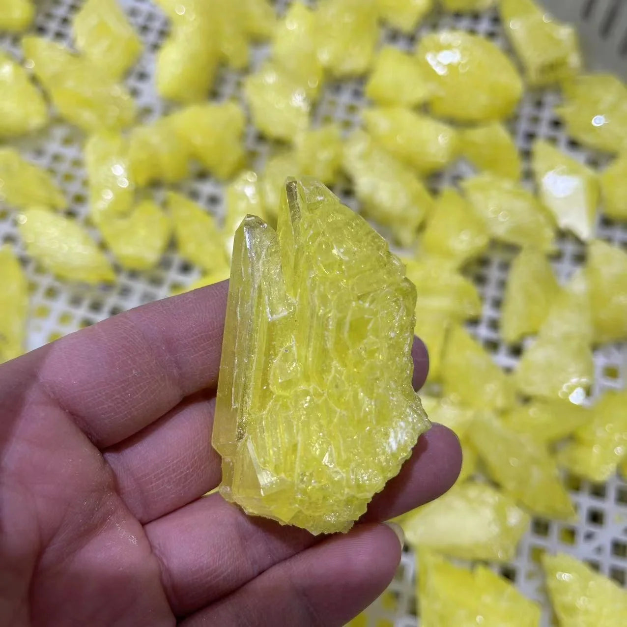 Wholesale Natural Crystal Stone Yellow Sulfur Healing Rough Sulphur Quartz Cluster for Decoration