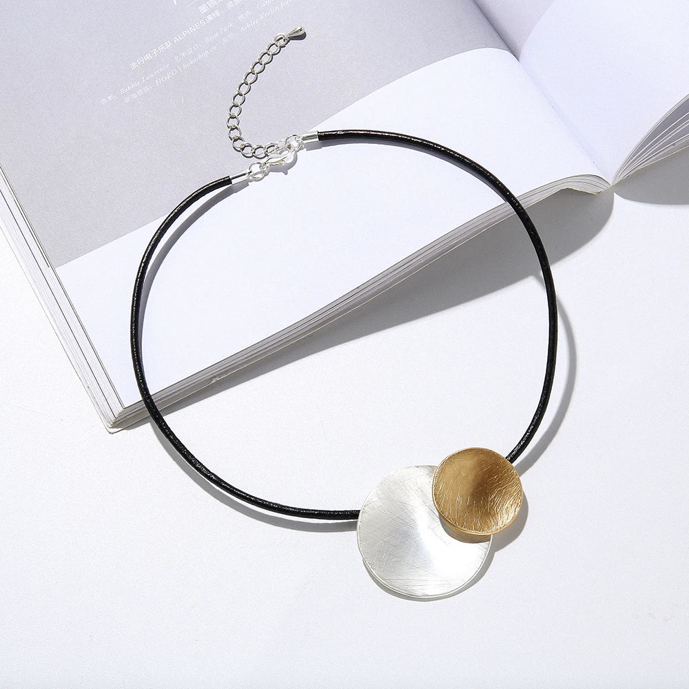 TongLing Simple Alloy Black Rope String Short Necklace Minimalist Handmade Circular Choker Necklace for Women