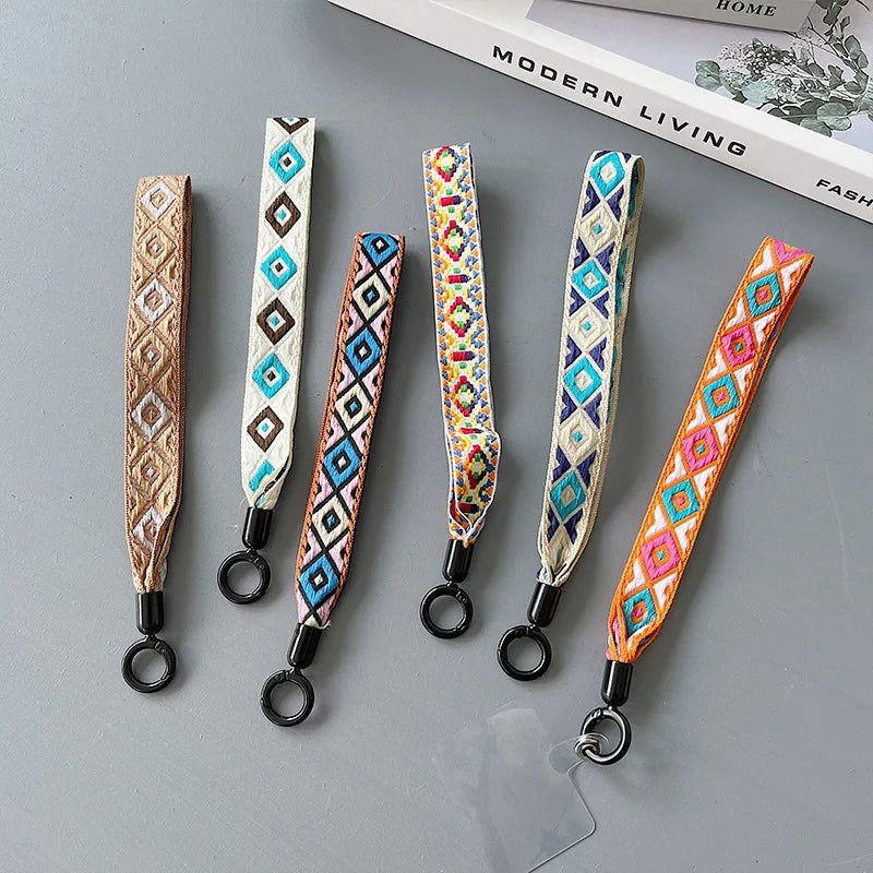 Bohemian Style Retro Short Anti-lost Wrist Rope Mobile Phone Lanyard for Backpack Jeans Accessories