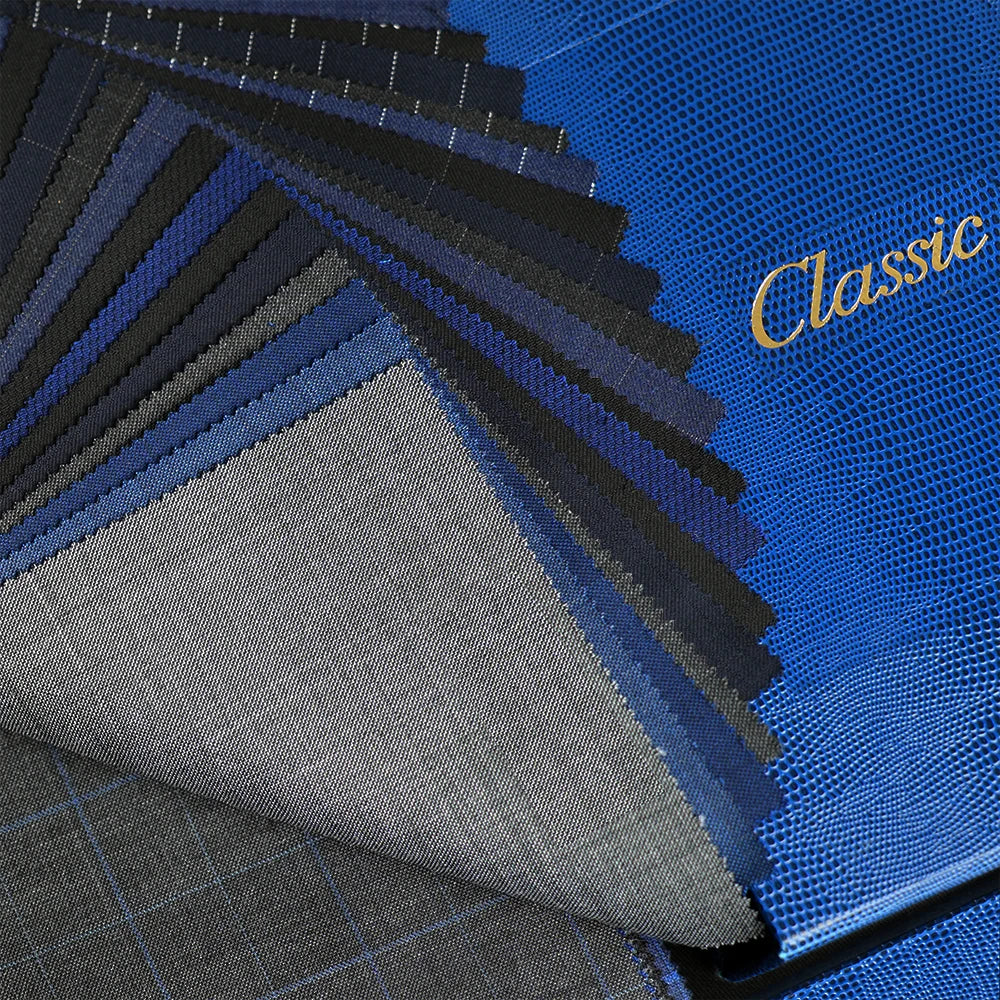 70% Wool Stock Worsted Merino Wool/Polyester Luxury Italian Suiting Fabric for Men's Suits Twill Stripe Style
