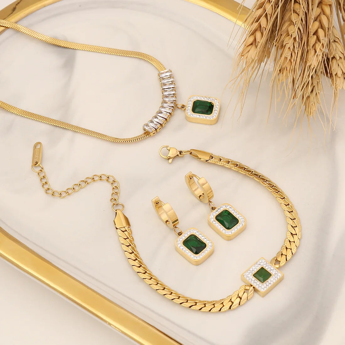 Fashion Statement 18k Gold Plated Stainless Steel Square Emerald Zircon Jewelry Set for Women