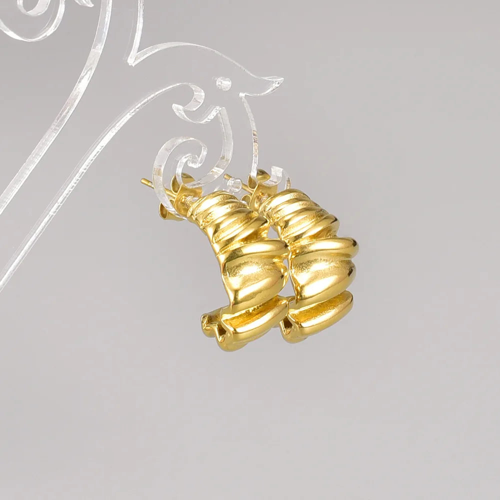Dainty Stud Chunky Twisted Fashion Ladies Fashion 18k Gold Plated Simple Earrings Wholesale for Teenage Girls Design 2023