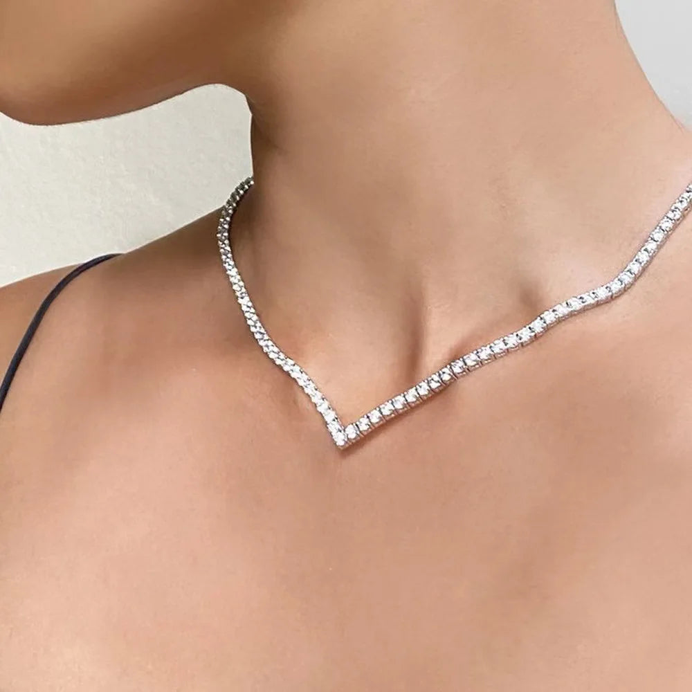 2022 New Party Sexy Crystal Choker Necklace Jewelry Accessories Personalized V-shaped Rhinestone Necklaces