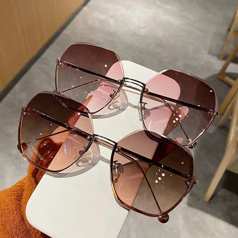 2023 Gradient Sunglasses Luxury Brand Rimless Sun Glasses Ladies Metal Leg Irregular Eyeglasses