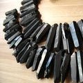 Hongzhuo Natural Polished Crystal Angel Aura Black clear Quartz Points Fengshui Healing Wand Crystal Craft for Reiki Crafts
