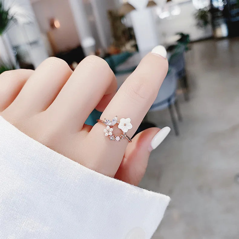 2021 New Adjustable Light Classic Applied Suitable Rings Flower Cubic Zircon Cute Solid Gold Diamond Ring for Women
