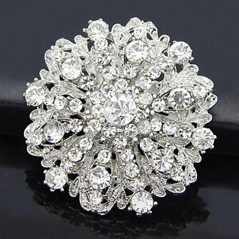 Factory Price Gold Plated Flower Rhinestone Brooches for Sash Chair Bouquet Candle Pin Clothes Accessory Decoration