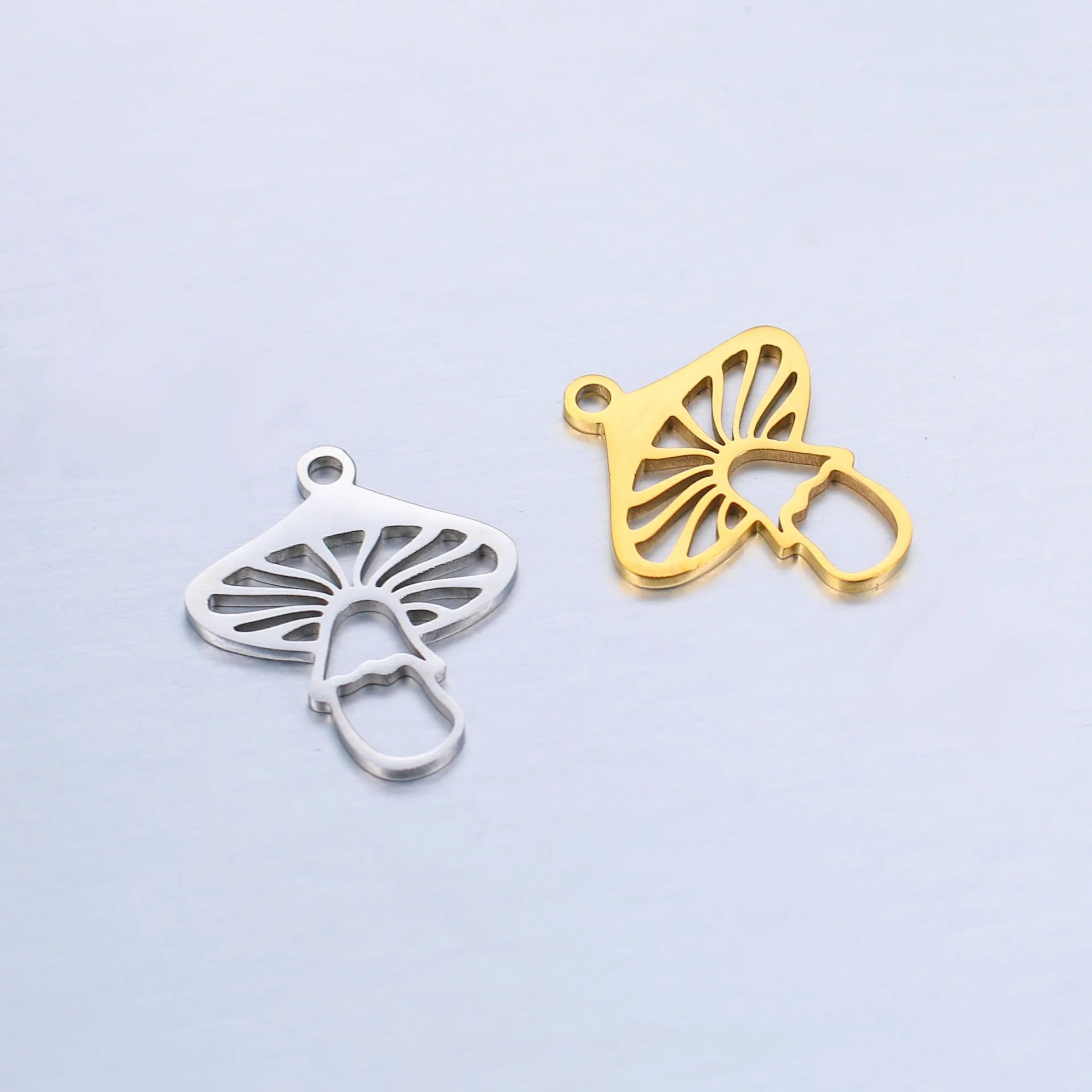 304 Stainless Steel Hollow Mushroom Charms Pendants for Diy Magic Fairy Earrings Necklace Jewelry Making (SZ110)