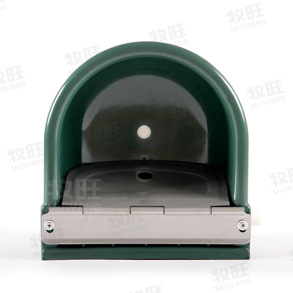 Livestock Plastic Automatic Feeding Water Bowl for Cows Cattle Drinker Water Bowl Cow