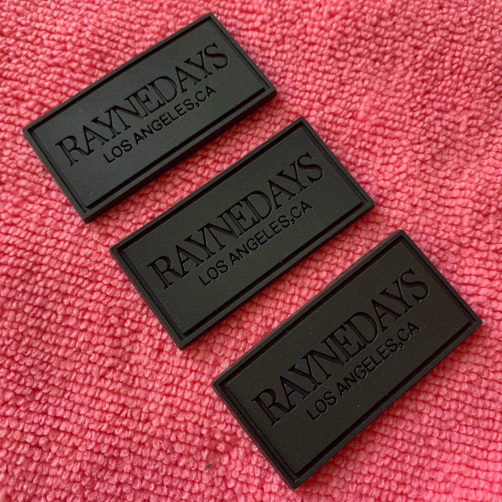 Special Technique Engrave logo PVC Rubber Label for T-shirtSolid Black Debossed Rubber Sewing Tag for Handbags