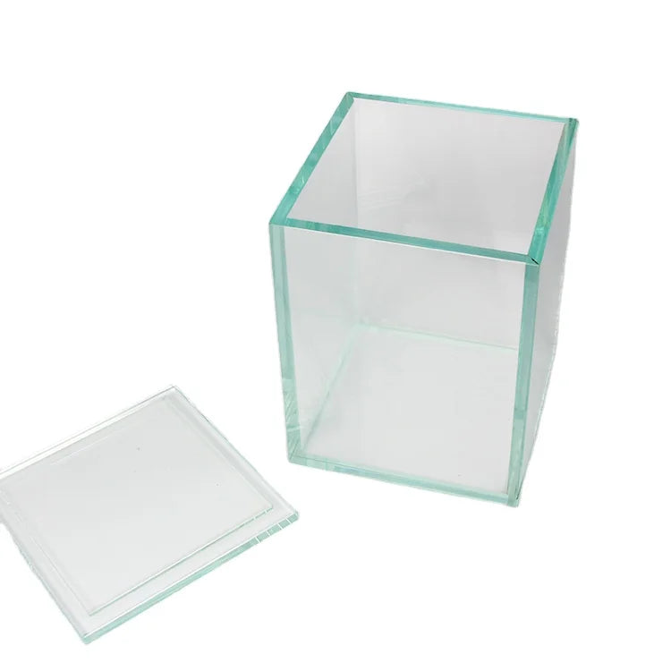 Wholesale Customized Simple Crystal Glass Display Box Decoration